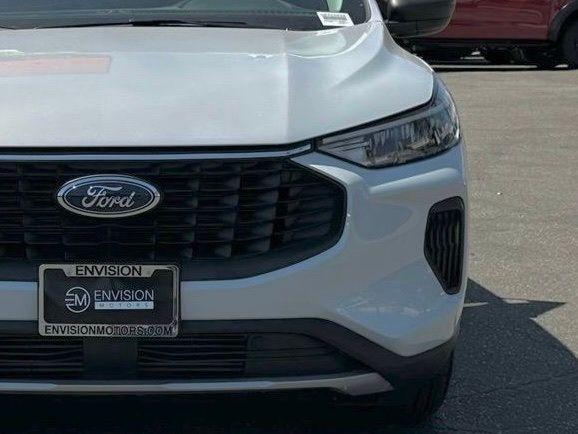 used 2025 Ford Escape car, priced at $27,988