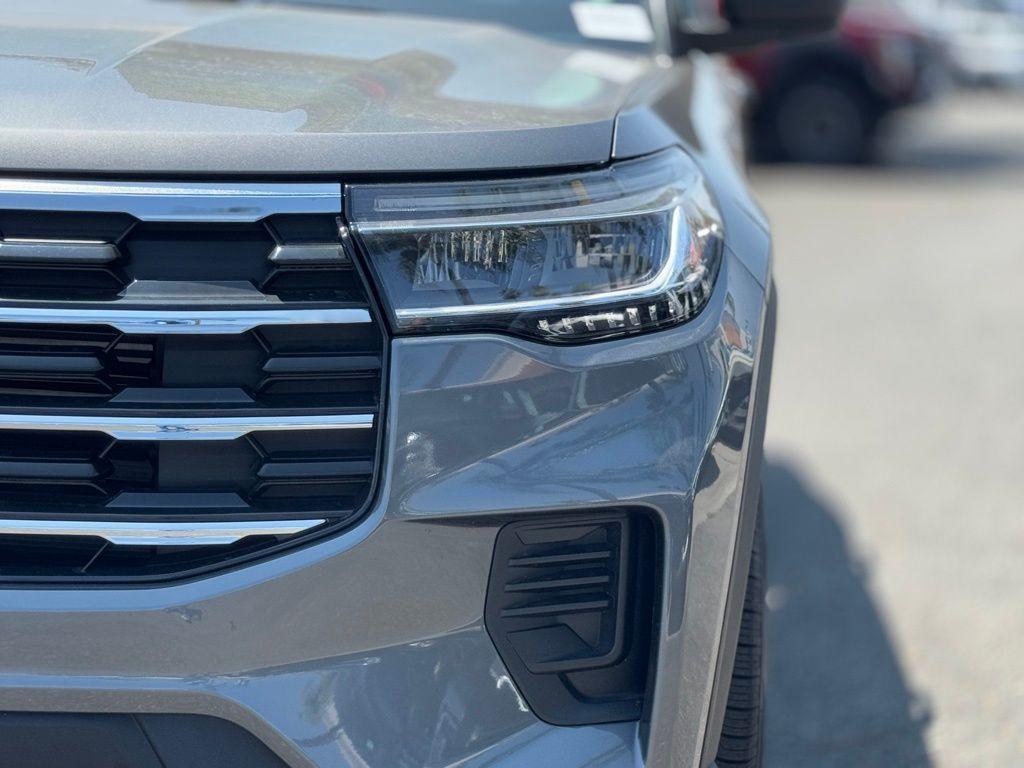 used 2025 Ford Explorer car, priced at $36,495