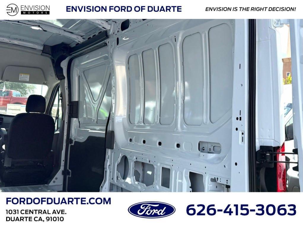 new 2026 Ford Transit-250 car