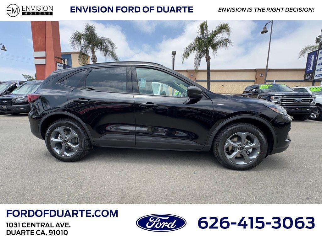 new 2025 Ford Escape car, priced at $33,985