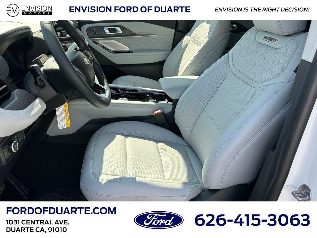 new 2025 Ford Explorer car, priced at $59,990
