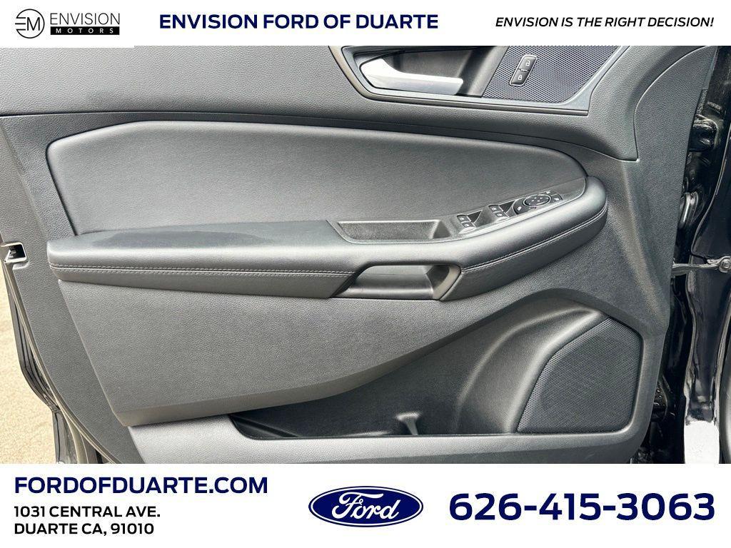 new 2024 Ford Edge car, priced at $32,526