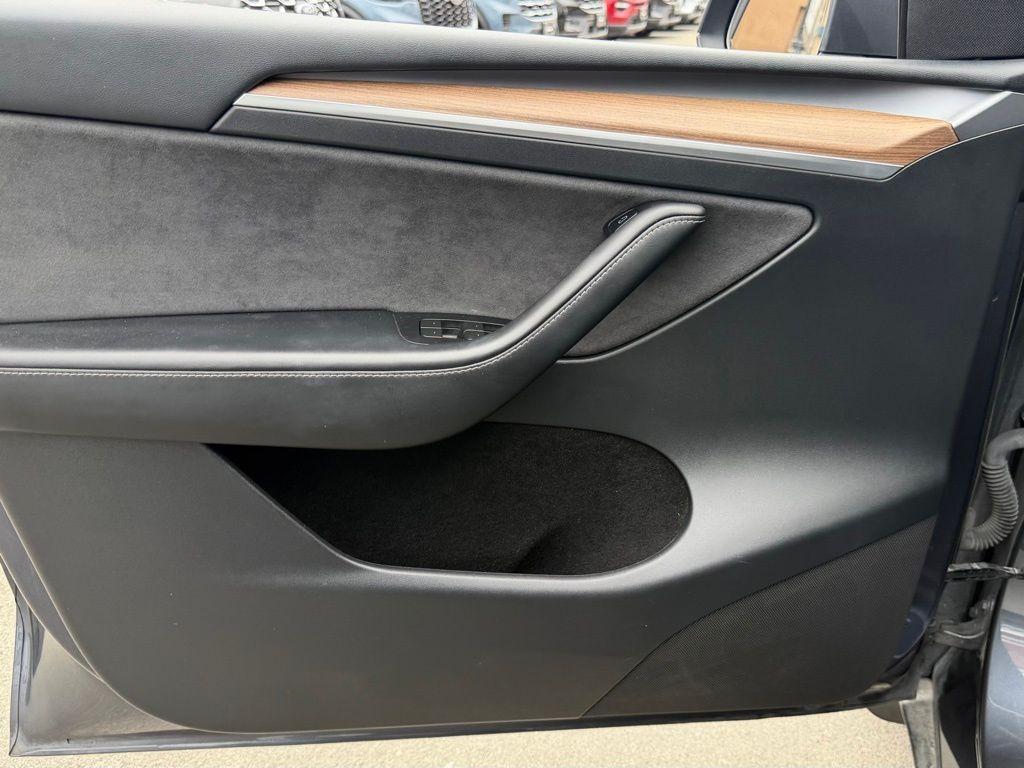 used 2023 Tesla Model Y car, priced at $28,000