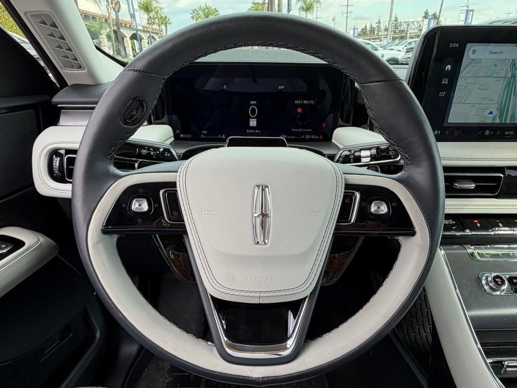 used 2025 Lincoln Aviator car, priced at $59,500