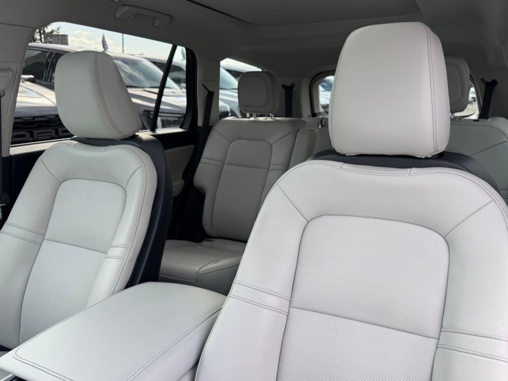 used 2025 Lincoln Aviator car, priced at $59,500