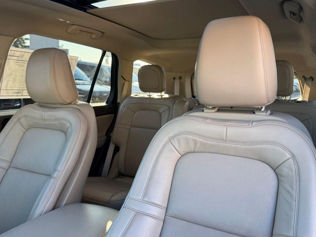 used 2023 Lincoln Aviator car, priced at $48,500