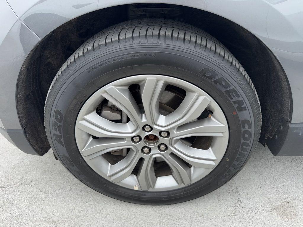 used 2023 Ford Edge car, priced at $26,888