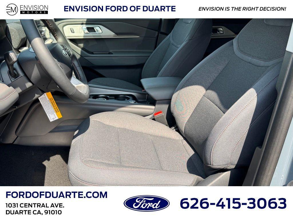 new 2025 Ford Explorer car, priced at $41,020