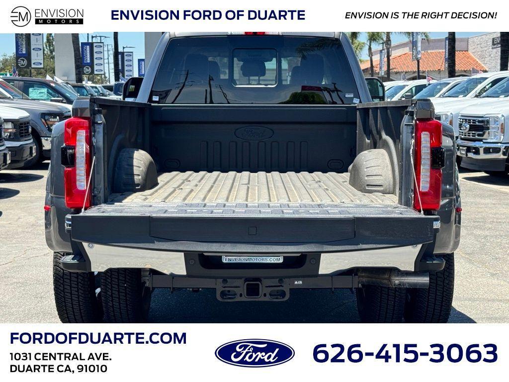 new 2025 Ford F-350 car, priced at $89,655