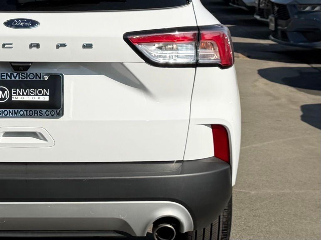 used 2022 Ford Escape car, priced at $18,888