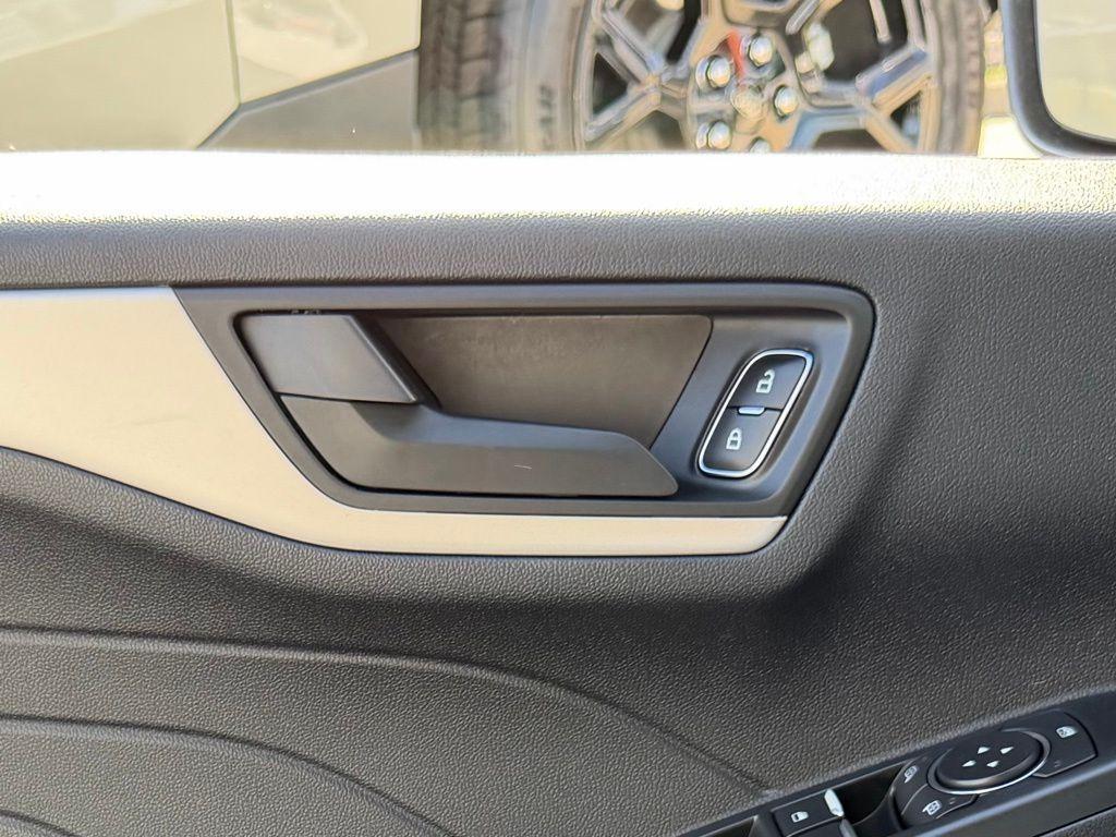 used 2022 Ford Escape car, priced at $18,888