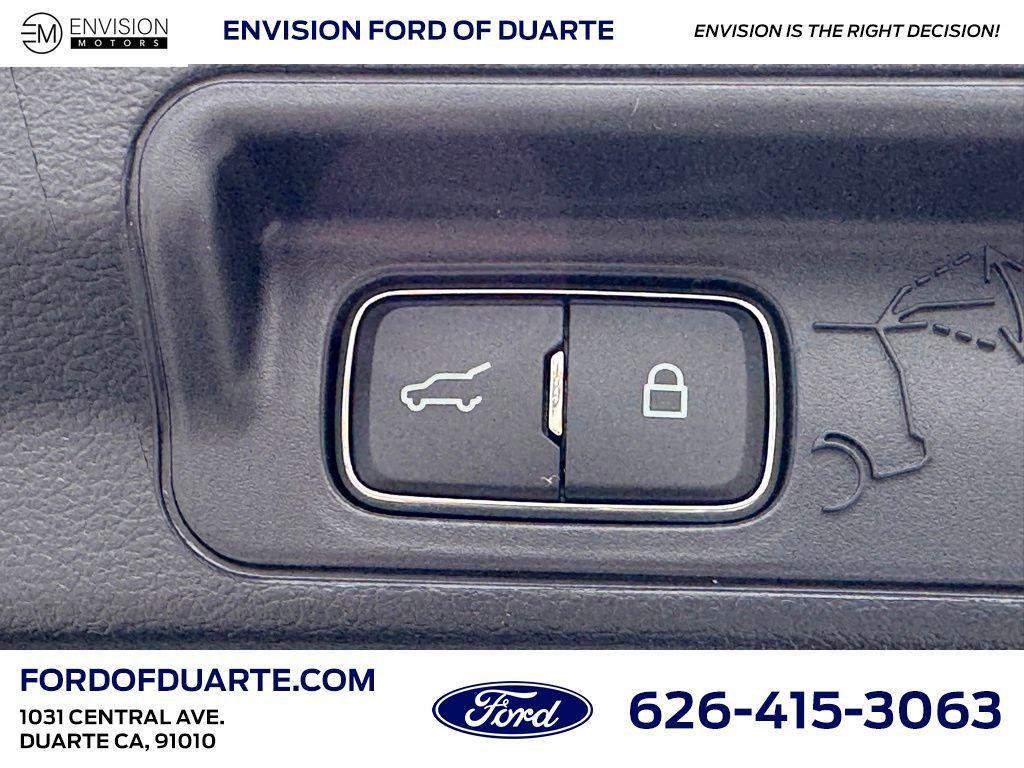 new 2025 Ford Explorer car, priced at $40,030