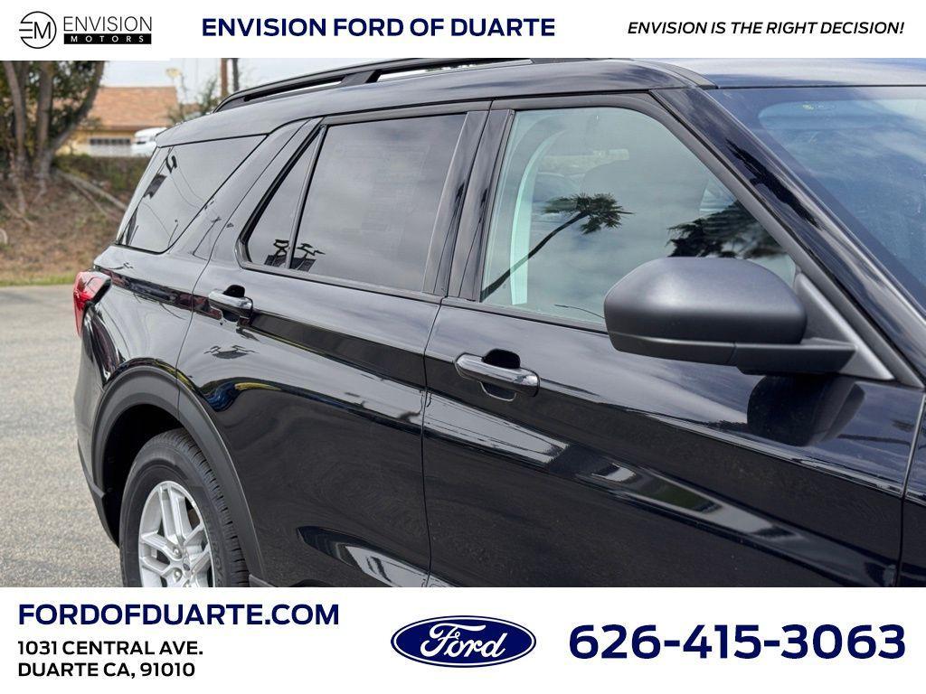 new 2025 Ford Explorer car, priced at $40,030