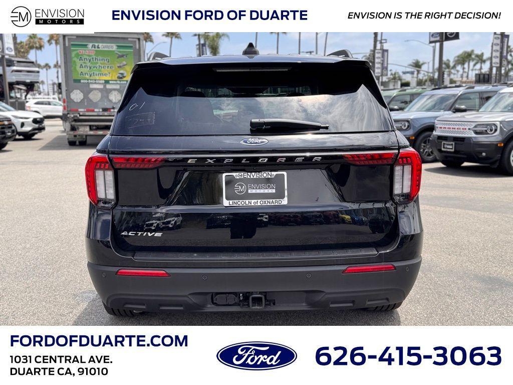 new 2025 Ford Explorer car, priced at $40,030