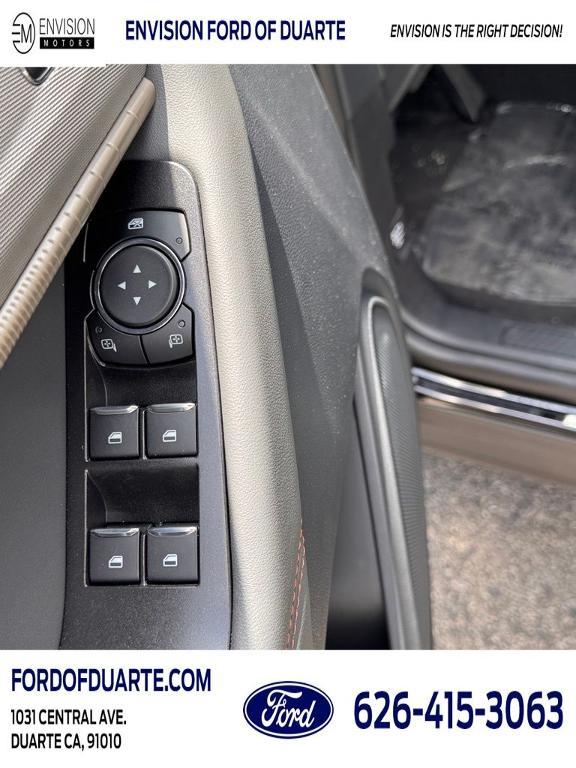 new 2025 Ford Explorer car, priced at $40,030