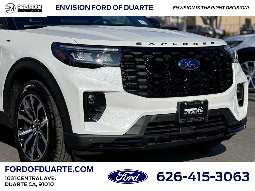 new 2025 Ford Explorer car, priced at $54,970