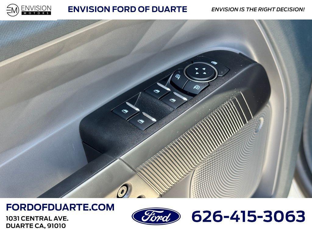 new 2025 Ford Maverick car, priced at $31,230