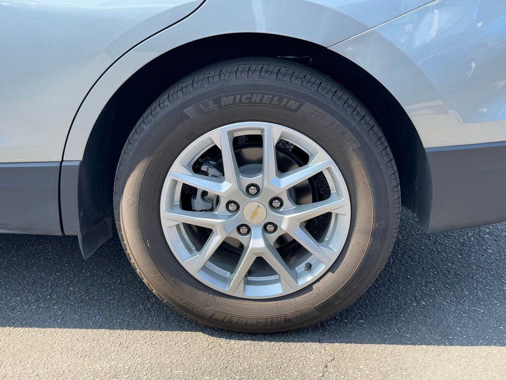 used 2023 Chevrolet Equinox car, priced at $18,888