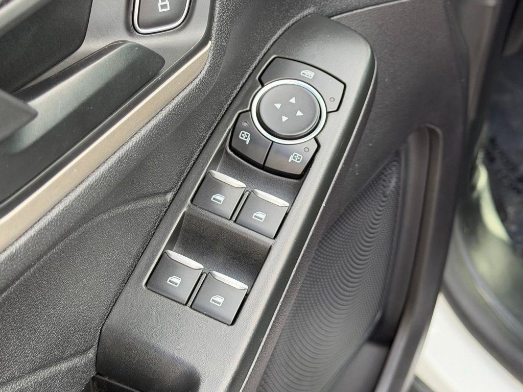 used 2022 Ford Escape car, priced at $19,250