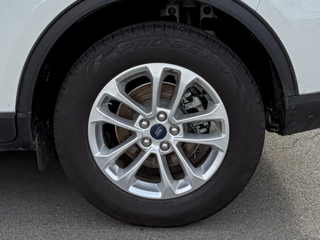 used 2022 Ford Escape car, priced at $19,250