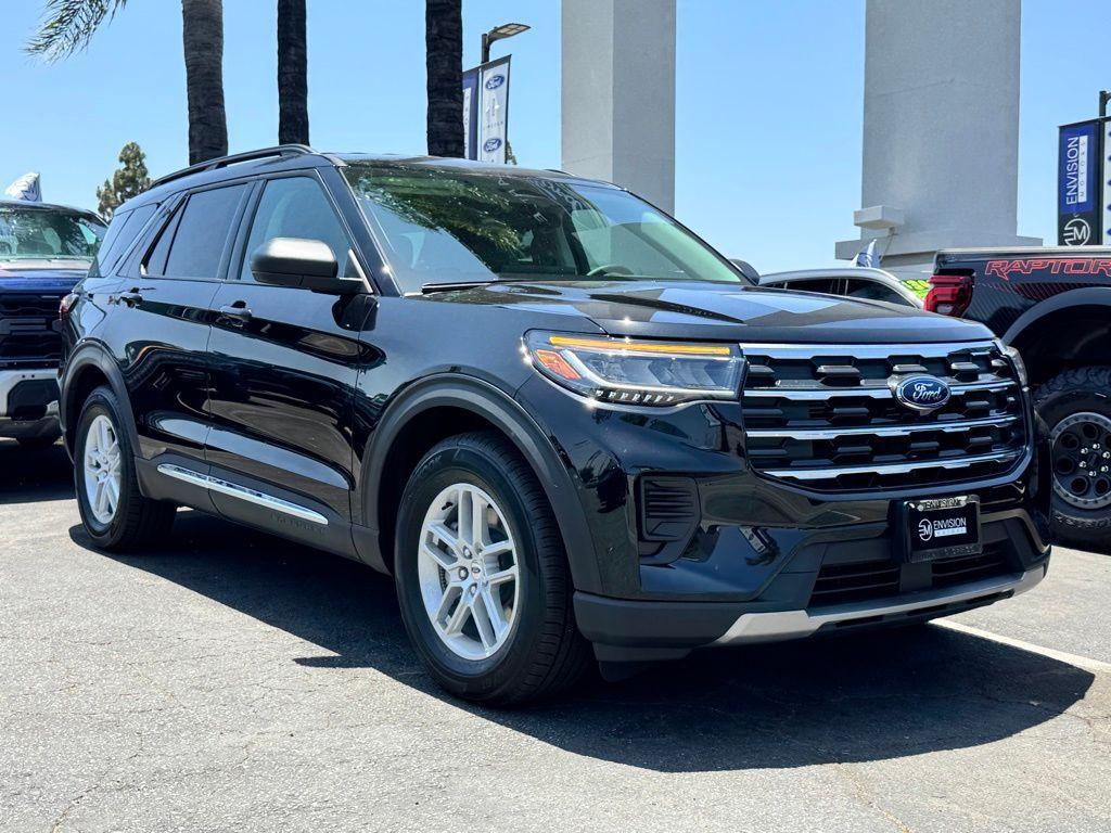new 2025 Ford Explorer car, priced at $39,880