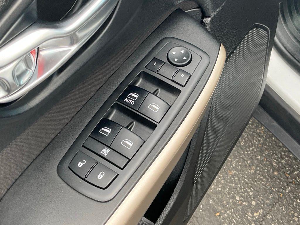 used 2018 Jeep Cherokee car, priced at $12,250