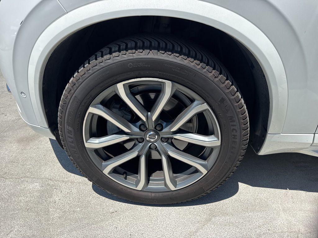 used 2017 Volvo XC90 car, priced at $17,995