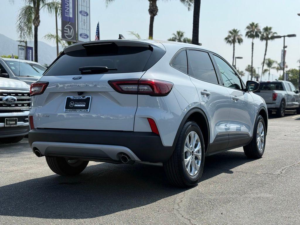 used 2025 Ford Escape car, priced at $29,995