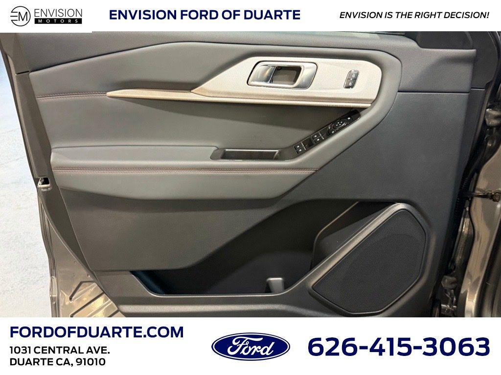 new 2026 Ford Explorer car