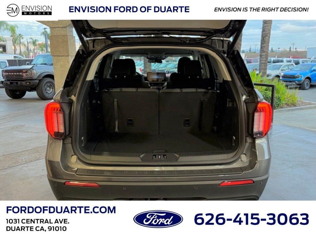 new 2026 Ford Explorer car