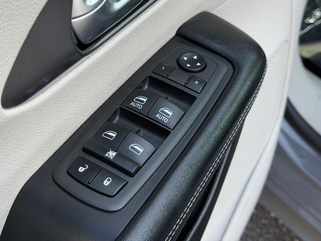 used 2022 Chrysler Pacifica car, priced at $19,888