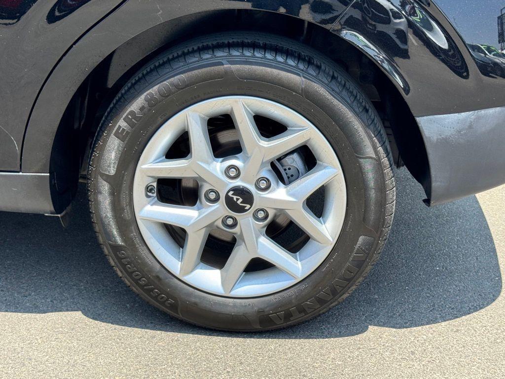 used 2022 Kia Soul car, priced at $13,888