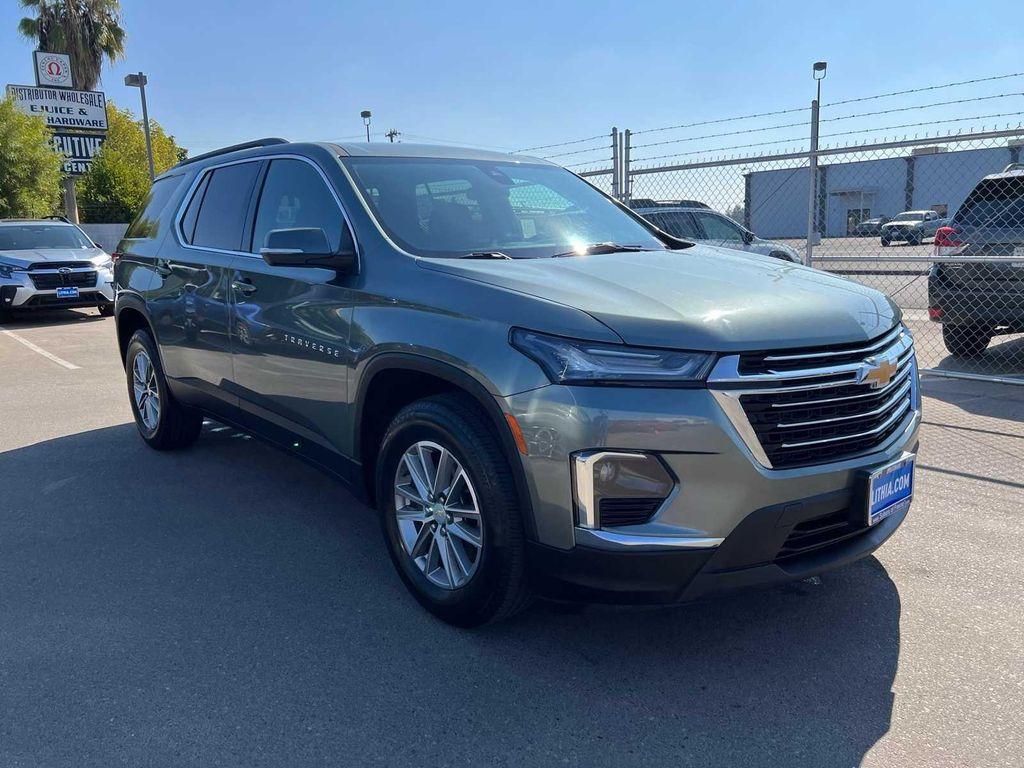 used 2023 Chevrolet Traverse car, priced at $28,899