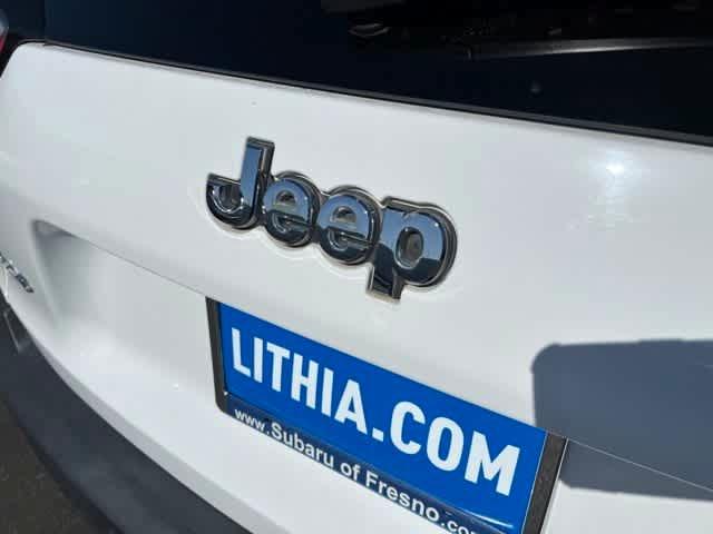 used 2019 Jeep Cherokee car, priced at $16,339