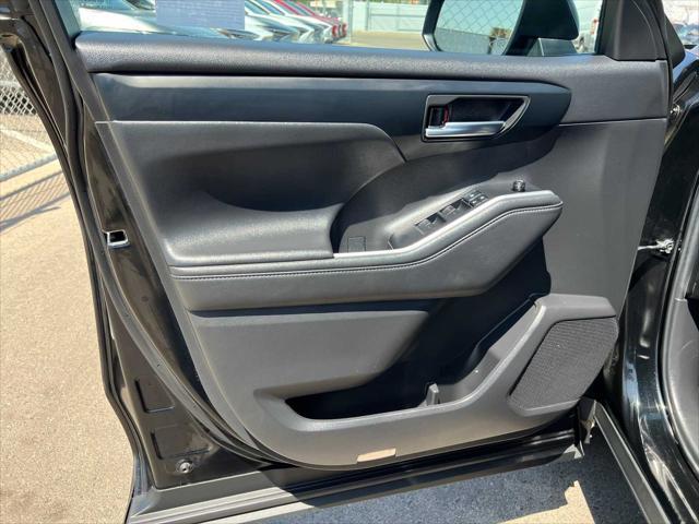 used 2022 Toyota Highlander car, priced at $32,949