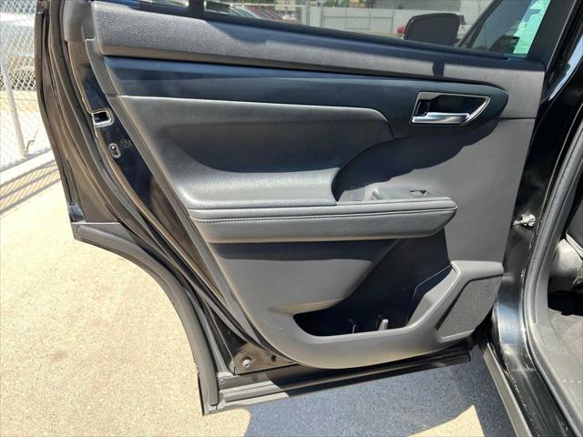 used 2022 Toyota Highlander car, priced at $32,949