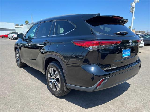 used 2022 Toyota Highlander car, priced at $32,949