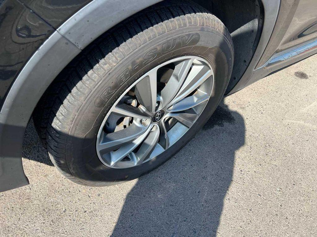used 2019 Hyundai Santa Fe car, priced at $17,568