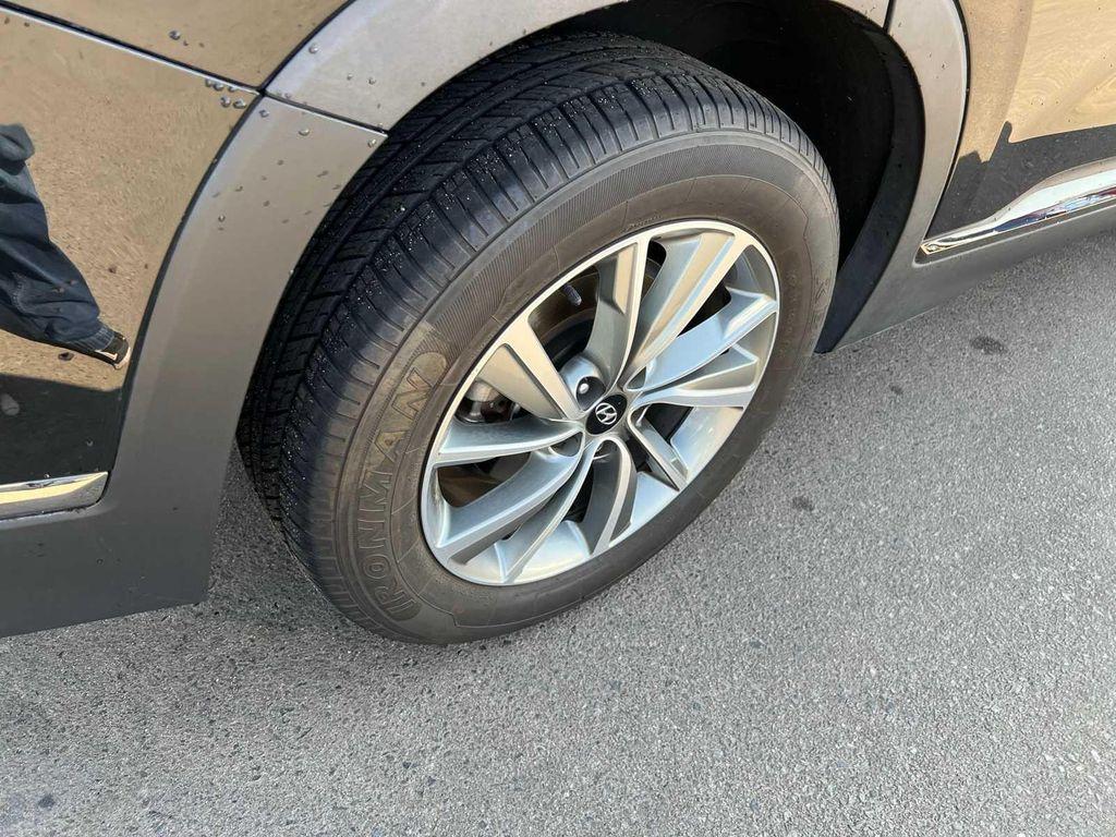 used 2019 Hyundai Santa Fe car, priced at $17,568