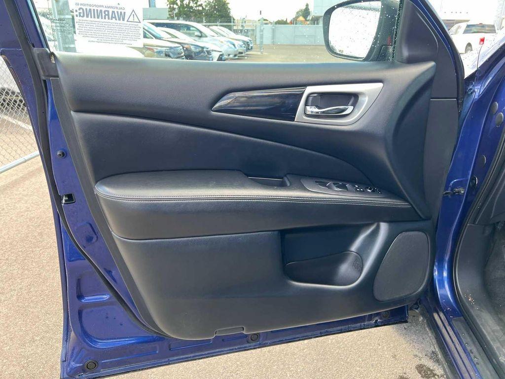 used 2020 Nissan Pathfinder car, priced at $13,999