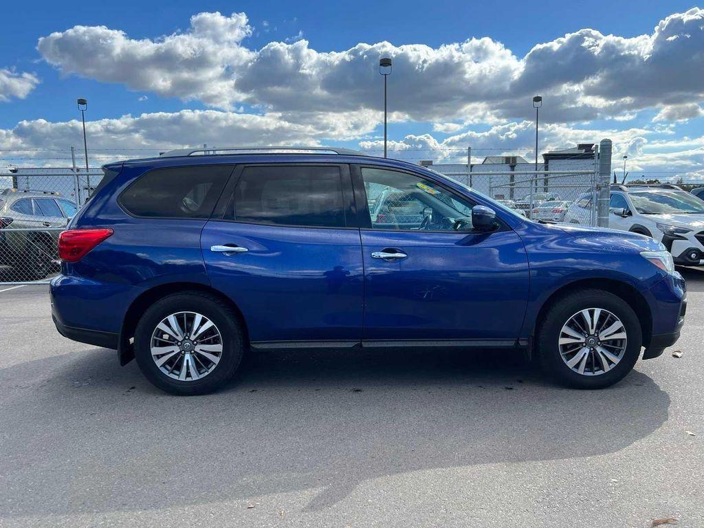used 2020 Nissan Pathfinder car, priced at $13,999