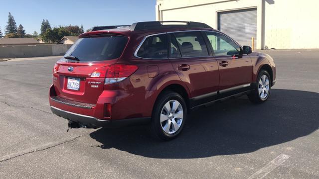 used 2011 Subaru Outback car