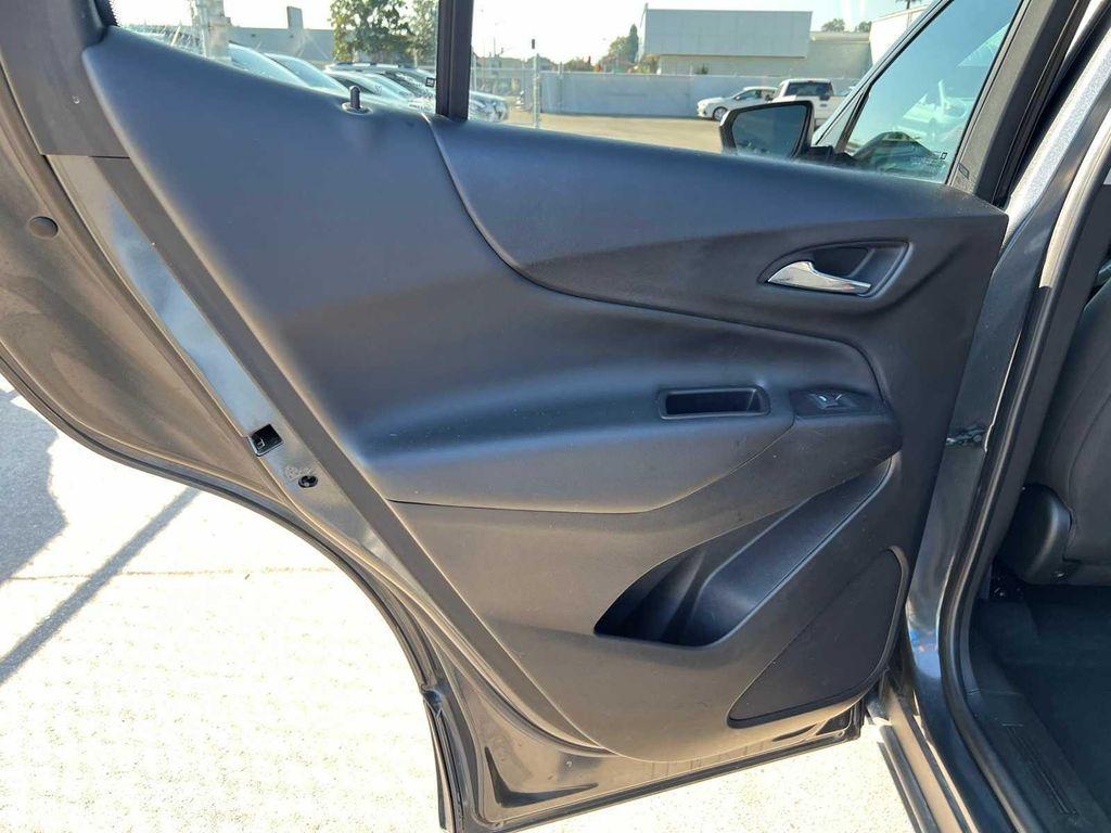 used 2021 Chevrolet Equinox car, priced at $17,699