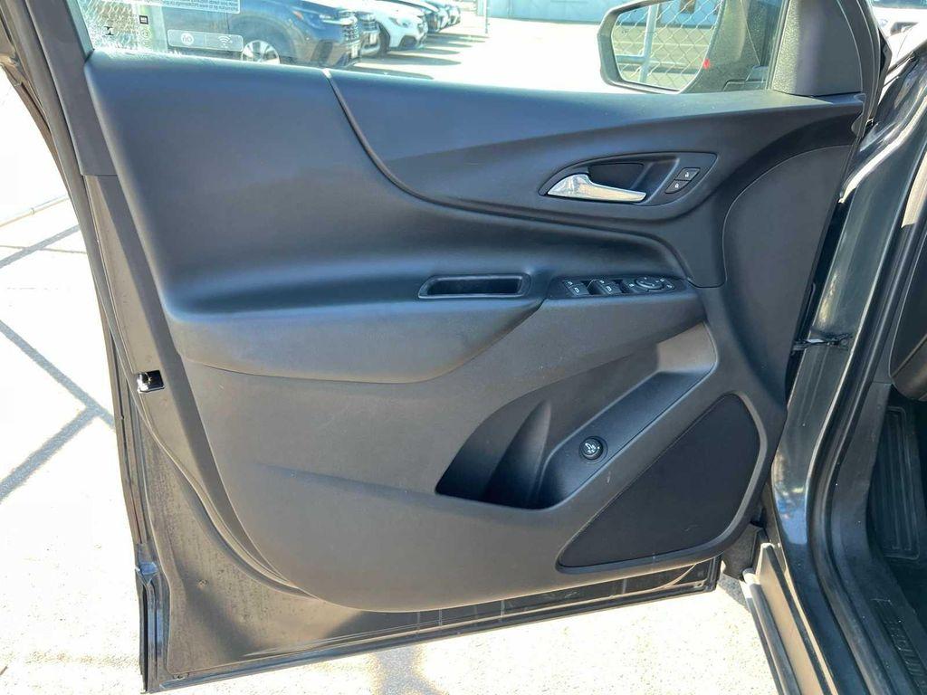 used 2021 Chevrolet Equinox car, priced at $17,699
