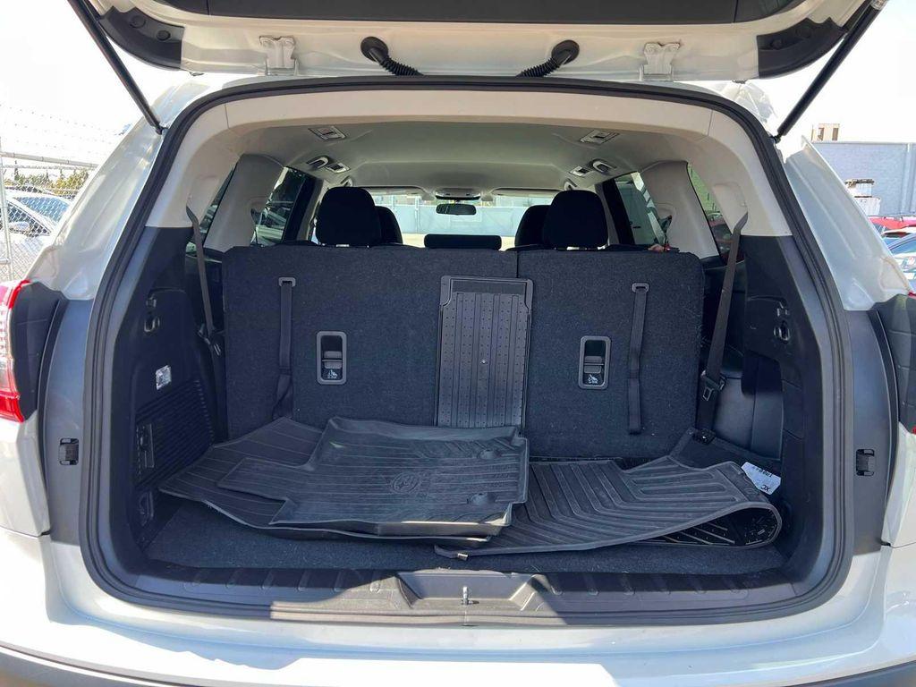 used 2022 Subaru Ascent car, priced at $25,999