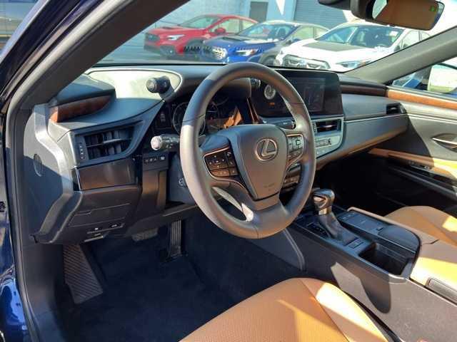 used 2022 Lexus ES 350 car, priced at $29,889