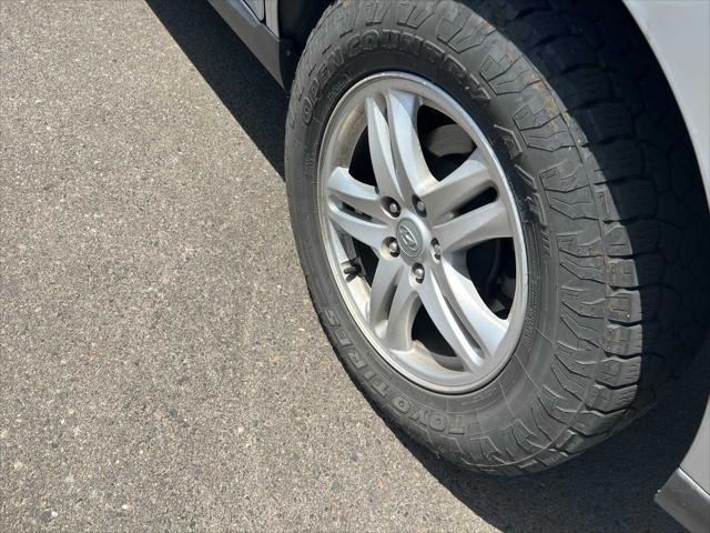 used 2010 Hyundai Santa Fe car, priced at $6,695
