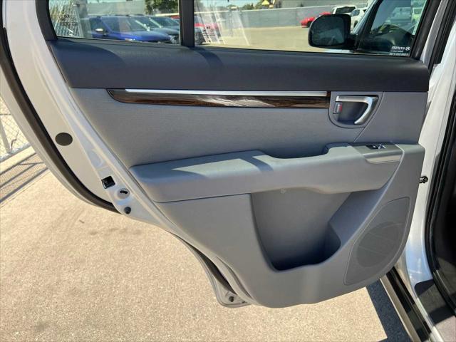 used 2010 Hyundai Santa Fe car, priced at $6,595