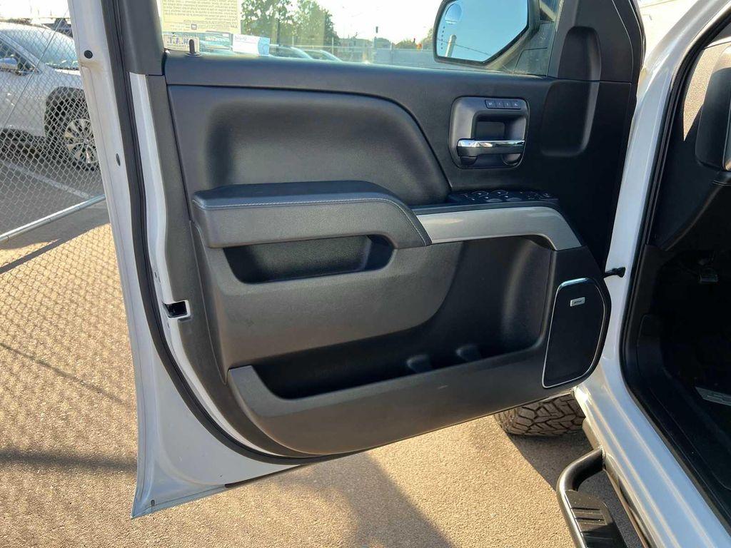 used 2018 Chevrolet Silverado 1500 car, priced at $30,299