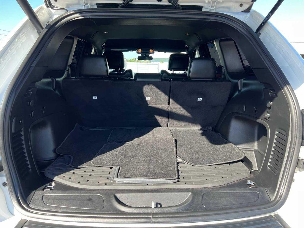 used 2021 Jeep Grand Cherokee car, priced at $21,789